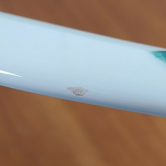 2) Fitz and Floyd Della Robbia Canape Knives 5" sculpted handle holly fruit - Picture 6 of 7